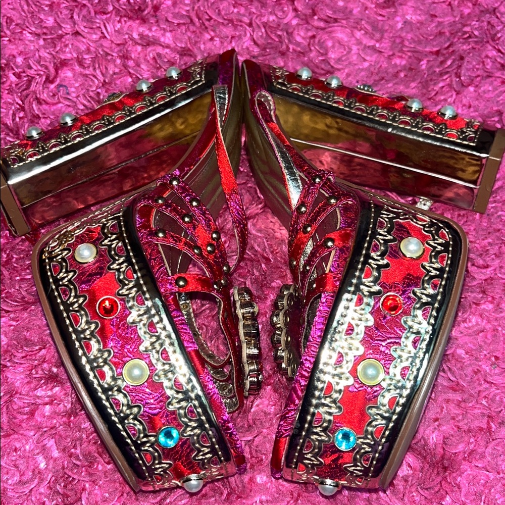 Nordstrom AZALEA WANG - Red Jeweled Platform Sandals w/ Crystal Accents, (SZ.7) - Picture 6 of 12